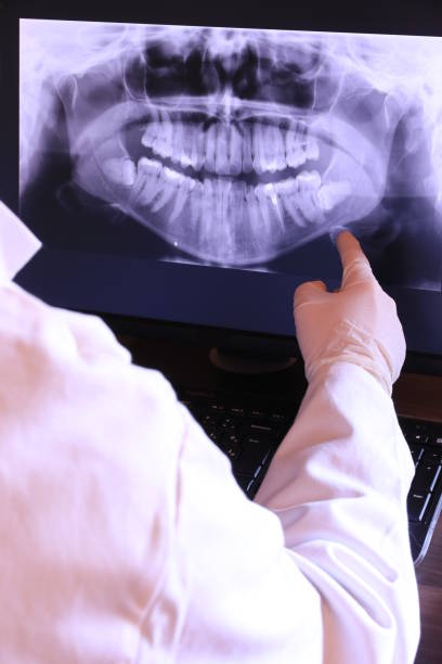 Best Broken Tooth Emergency  in Toast, NC